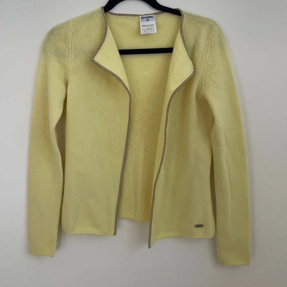 CHANEL vintage Cruise collection 2001 cashmere open front cardigan Yellow 38
